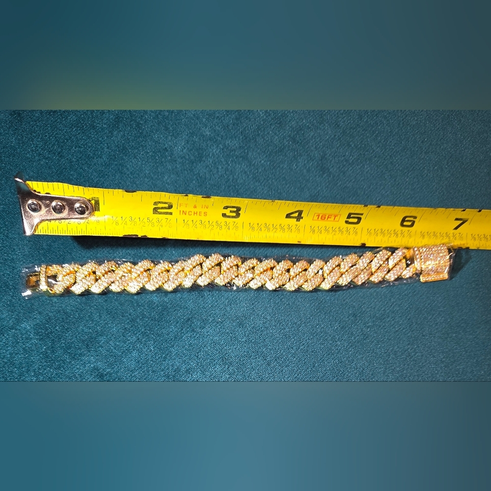 Gold Moissanite Bracelet 7" total Length - Picture 6 of 6